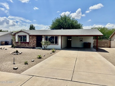 RECENTLY UPDATED! New roof, new paint, newer HVAC and water on Country Meadows Golf Club in Arizona - for sale on GolfHomes.com, golf home, golf lot