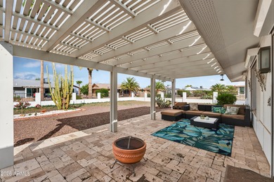 Experience the charm of this beautiful 2 bed, 2 bath home in Sun on Pebblebrook Golf Course in Arizona - for sale on GolfHomes.com, golf home, golf lot