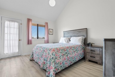 Welcome to this delightful 2-bedroom, 2-bathroom condo in the on Heron Point Golf Club in South Carolina - for sale on GolfHomes.com, golf home, golf lot