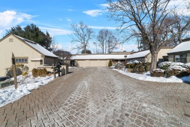 Somers! Charming, 2-bedroom, 2-bath Heritage Hills condo is on Somers Pointe Golf Club - West Hill in New York - for sale on GolfHomes.com, golf home, golf lot