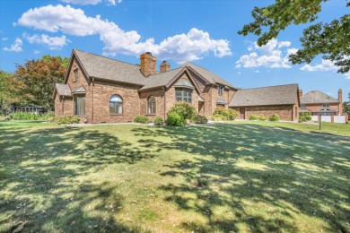 An extraordinary opportunity awaits in Lincolnshire Fields, one on Lincolnshire Fields Country Club in Illinois - for sale on GolfHomes.com, golf home, golf lot