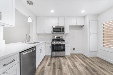 Beautifully remodeled modern-style townhome in the sought-after on Highland Falls Golf Club in Nevada - for sale on GolfHomes.com, golf home, golf lot