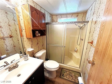 Welcome to your dreamy retreat in a vibrant 55+ community! This on Royal Links Golf Club in Nevada - for sale on GolfHomes.com, golf home, golf lot