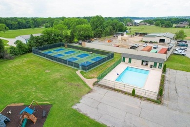 Rare Find! ''Unique'' LOT for CUSTOM HOME! Includes 10x28 Boat on Patricia Island Golf Club in Oklahoma - for sale on GolfHomes.com, golf home, golf lot