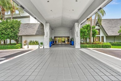 Don't miss this opportunity! COMPLETELY remodeled 2-bedroom on Marina Lakes Golf Course in Florida - for sale on GolfHomes.com, golf home, golf lot