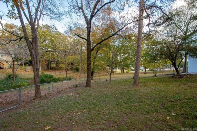 For sale: 10900 Yosemite Valley Dr, located in the prestigious on Pleasant Valley Country Club in Arkansas - for sale on GolfHomes.com, golf home, golf lot