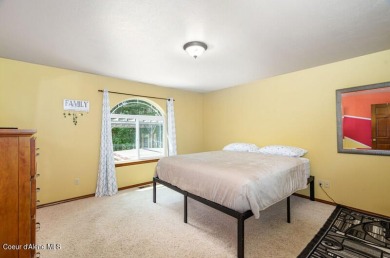 Secluded North Idaho Retreat on Nearly 6 Acres! Privacy, space on The Pinehurst Golf Course in Idaho - for sale on GolfHomes.com, golf home, golf lot