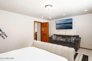Secluded North Idaho Retreat on Nearly 6 Acres! Privacy, space on The Pinehurst Golf Course in Idaho - for sale on GolfHomes.com, golf home, golf lot