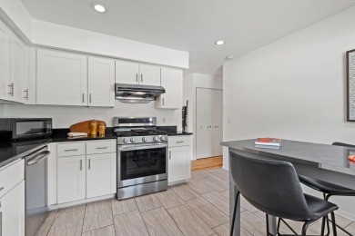 Ready to own in Wauwatosa -- without the heavy price tag? This on Currie Park Golf Club in Wisconsin - for sale on GolfHomes.com, golf home, golf lot