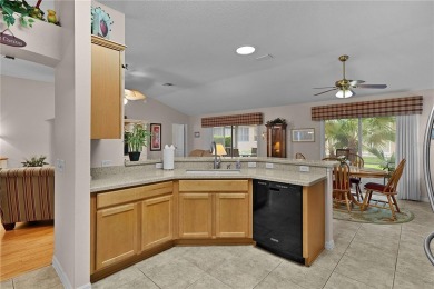 PRICED TO SELL! Move right in and start enjoying the Villages on The Links of Spruce Creek in Florida - for sale on GolfHomes.com, golf home, golf lot