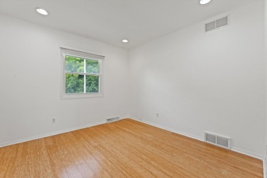 Ready to own in Wauwatosa -- without the heavy price tag? This on Currie Park Golf Club in Wisconsin - for sale on GolfHomes.com, golf home, golf lot