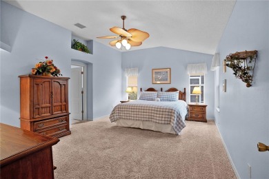PRICED TO SELL! Move right in and start enjoying the Villages on The Links of Spruce Creek in Florida - for sale on GolfHomes.com, golf home, golf lot
