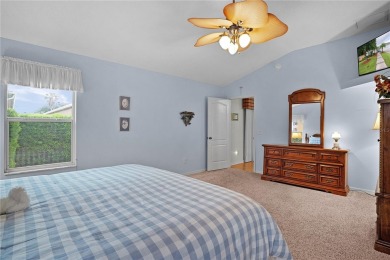 PRICED TO SELL! Move right in and start enjoying the Villages on The Links of Spruce Creek in Florida - for sale on GolfHomes.com, golf home, golf lot