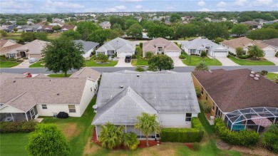 PRICED TO SELL! Move right in and start enjoying the Villages on The Links of Spruce Creek in Florida - for sale on GolfHomes.com, golf home, golf lot