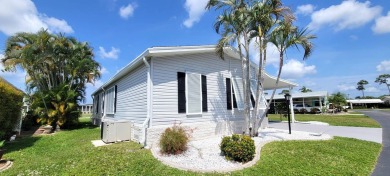 MOTIVATED Seller!!! 2Bed/2Bath+Bonus Room PET FRIENDLY! GOLF on Blue Heron Pines Golf Course in Florida - for sale on GolfHomes.com, golf home, golf lot