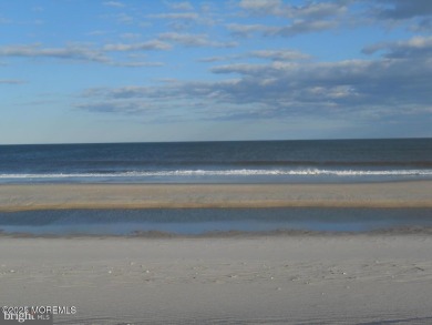 Welcome to 483 Coral Lane! This warm and welcoming 3-bedroom, 2 on Ocean Acres Country Club in New Jersey - for sale on GolfHomes.com, golf home, golf lot