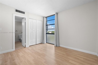 Bright and spacious 2-bedroom, 2-bath residence on the 5th floor on Turnberry Isle Resort and Club in Florida - for sale on GolfHomes.com, golf home, golf lot