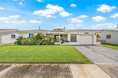 Welcome to the highly sought-after Mainlands of Tamarac (Unit 3) on Mainlands Golf Club in Florida - for sale on GolfHomes.com, golf home, golf lot