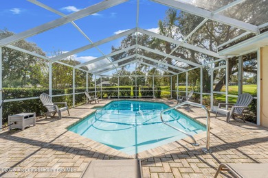 BRAND NEW ROOF TO BE PUT ON BEFORE CLOSE! Discover the perfect on Citrus Hills Golf Club in Florida - for sale on GolfHomes.com, golf home, golf lot