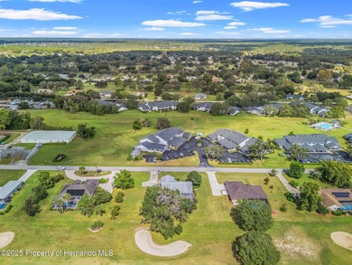 BRAND NEW ROOF TO BE PUT ON BEFORE CLOSE! Discover the perfect on Citrus Hills Golf Club in Florida - for sale on GolfHomes.com, golf home, golf lot