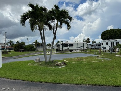 Welcome to Palmetto Palms where YOU own the land. This oversize on Kelly Greens Golf and Country Club in Florida - for sale on GolfHomes.com, golf home, golf lot