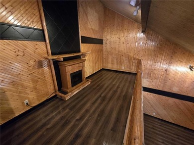 This beautifully updated 1-bedroom, 1-bath Quadna Mountain on Quadna Mountain Resort Golf Course in Minnesota - for sale on GolfHomes.com, golf home, golf lot