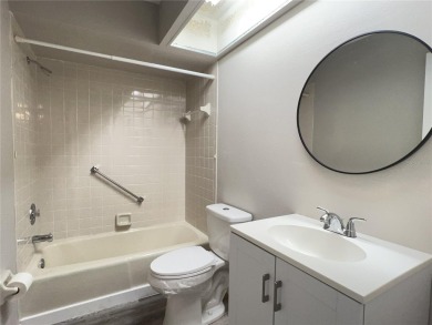 Beautiful 2bd/2bath villa on the first floor.  Private and quiet on Capri Isle Golf Club in Florida - for sale on GolfHomes.com, golf home, golf lot