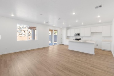 Quick move in! Rates as low as 3.99% 7/6 ARM at no cost to the on Copper Rock Golf Course in Utah - for sale on GolfHomes.com, golf home, golf lot
