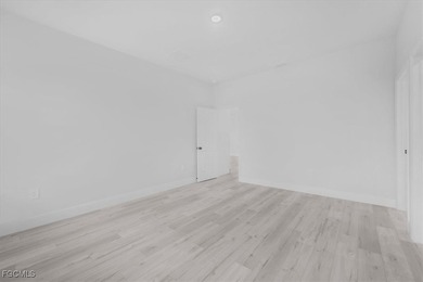 **Brand-New Home** Discover this beautifully built new on Sun n Lake Golf and Country Club in Florida - for sale on GolfHomes.com, golf home, golf lot