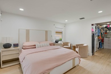 Gorgeous House!! 3-bedroom, 2-bath with a 2-car garage on  in Florida - for sale on GolfHomes.com, golf home, golf lot