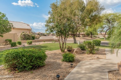 Beautifully updated townhome in the amazing 55+ community of on Westbrook Village / Vista Golf Course in Arizona - for sale on GolfHomes.com, golf home, golf lot
