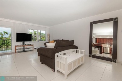 Price reduce of $55000. Beautiful condo in the heart of on The Diplomat Golf Resort and Spa in Florida - for sale on GolfHomes.com, golf home, golf lot