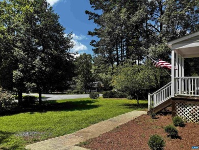 Bright  Cozy One-Level Home in Lake Monticello Discover easy on Lake Monticello Golf Course in Virginia - for sale on GolfHomes.com, golf home, golf lot