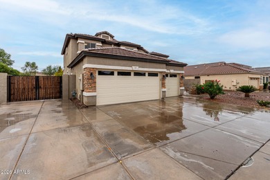 SHOWS LIKE A MODEL - EXTRA PARKING -OVERSIZED LOT- PREMIUM on Las Colinas Golf Club in Arizona - for sale on GolfHomes.com, golf home, golf lot