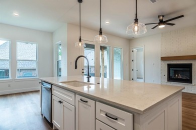 BUILDER OFFERING A 2-1 INTEREST RATE BUYDOWN. Welcome to the on Heath Golf and Yacht Club in Texas - for sale on GolfHomes.com, golf home, golf lot