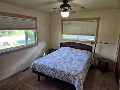 Charming one level ranch home conveniently located by the on Buffalo Hill Golf Club in Montana - for sale on GolfHomes.com, golf home, golf lot