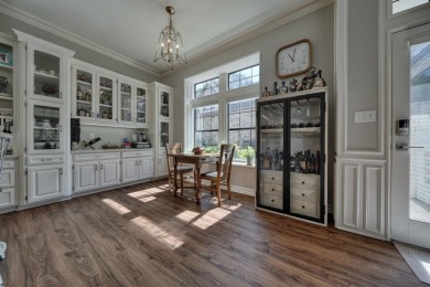 Welcome to this absolutely stunning 4-bedroom, 3.5-bath home on Hollytree Country Club in Texas - for sale on GolfHomes.com, golf home, golf lot