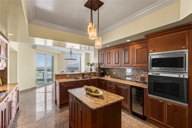 Luxury High-rise Living At Turnberry Place --Cozy 2,805 Ft.2 on Las Vegas Country Club in Nevada - for sale on GolfHomes.com, golf home, golf lot