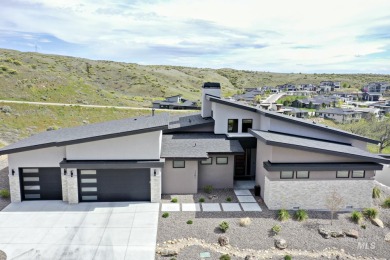 Views for miles! Gaze out at the Owyhee Mountains, the foothills on Crane Creek Country Club in Idaho - for sale on GolfHomes.com, golf home, golf lot