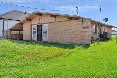 This large home is waiting for you to make it your own with your on Joseph M. Bartholomew Municipal Golf Course in Louisiana - for sale on GolfHomes.com, golf home, golf lot