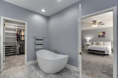 Welcome to 220 Tuhdegwa Lane. What a comfortable , roomy 3 on Toqua Golf Course - Loudon County in Tennessee - for sale on GolfHomes.com, golf home, golf lot
