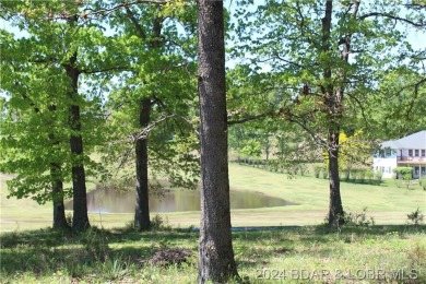 This attractive corner lot is ideally situated on Apache Drive on Indian Rock Golf Club in Missouri - for sale on GolfHomes.com, golf home, golf lot