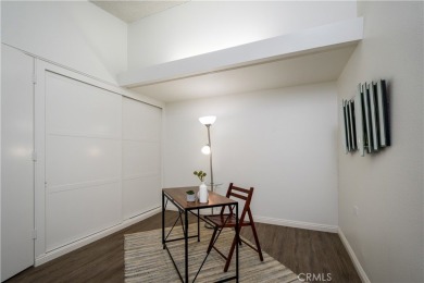 Leisure World Seal Beach this 2 bedroom 1 bath unit is located on Leisure World Seal Beach Golf Course in California - for sale on GolfHomes.com, golf home, golf lot