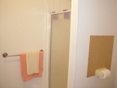 This 1973 Manufactured home is in a quite cul-sac with a large on The Club At Shenandoah Springs in California - for sale on GolfHomes.com, golf home, golf lot