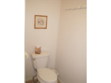 This 1973 Manufactured home is in a quite cul-sac with a large on The Club At Shenandoah Springs in California - for sale on GolfHomes.com, golf home, golf lot
