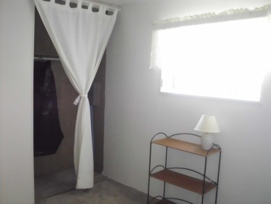 This 1973 Manufactured home is in a quite cul-sac with a large on The Club At Shenandoah Springs in California - for sale on GolfHomes.com, golf home, golf lot