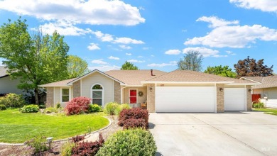 Lovingly maintained  thoughtfully updated single-level home in on Eagle Hills Golf Course in Idaho - for sale on GolfHomes.com, golf home, golf lot