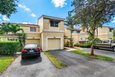 3/2.5 townhouse with attached garage with very low HOA located on Deer Creek Golf Club in Florida - for sale on GolfHomes.com, golf home, golf lot