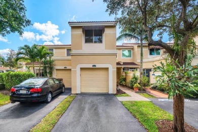 3/2.5 townhouse with attached garage with very low HOA located on Deer Creek Golf Club in Florida - for sale on GolfHomes.com, golf home, golf lot