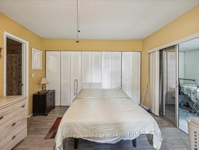 Very nice unit located in the Paradise Pointe West community of on Summertree Golf Course in Florida - for sale on GolfHomes.com, golf home, golf lot